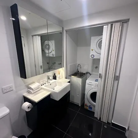 1Br Apt With Parking And Pool Near Shops Brisbane Exterior photo